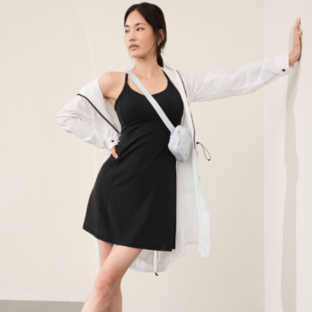 005 - NWT Athleta Vital Dress Size L